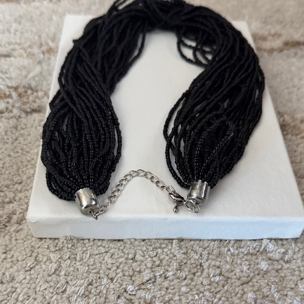 Elegant Black Beaded Necklace - Picture 2 of 3